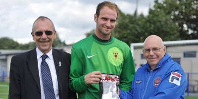 Keeper Greg grabs Reusch sponsorship deal