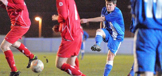 Ben Richardson shoots for Glossop versus Barlick