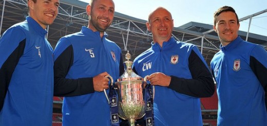 Glossop North End Team With The FA Vase